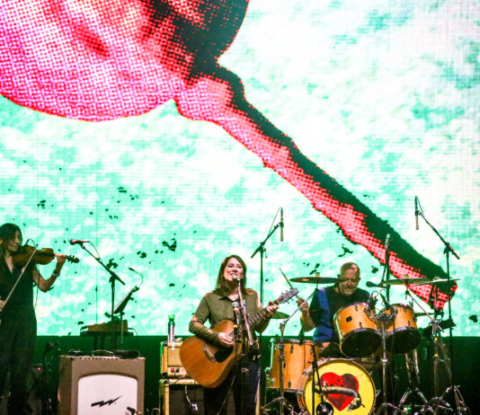 The Breeders at Mission Ballroom